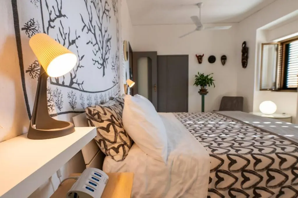 Bella Vista Sant Orsula 2 Bedroom View Terrace Historic Center Spacious Apartment Termini Imerese 0*,  Itálie